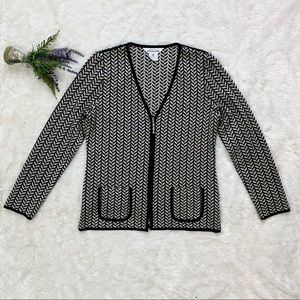 EXCLUSIVELY Misook Black & White Graphic Geometric Knit Jacket